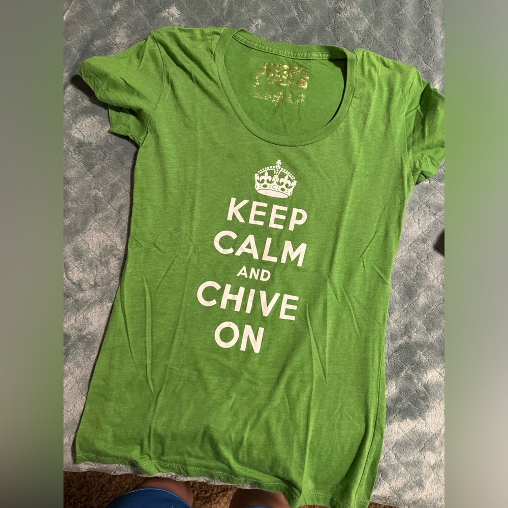 *ADD ME FOR FREE ON ORDERS $50+* 3 KCCO Women’s shirts S